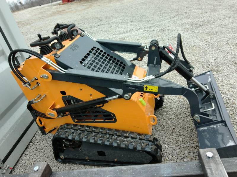 MINI SKID STEER